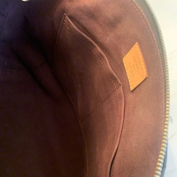 Louis Vuitton Turenne MM - Picture 11 of 11